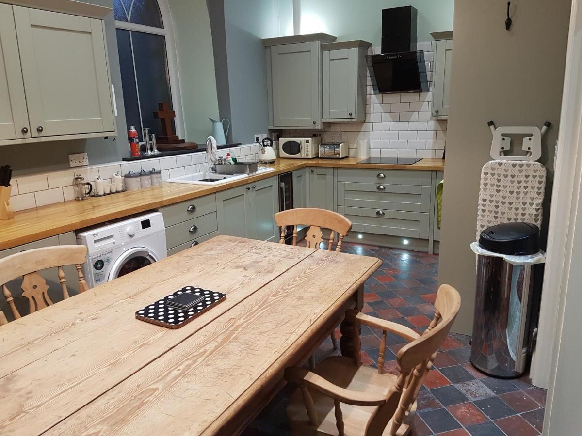 Renovated Church Close To The Beach Llanelli Room photo